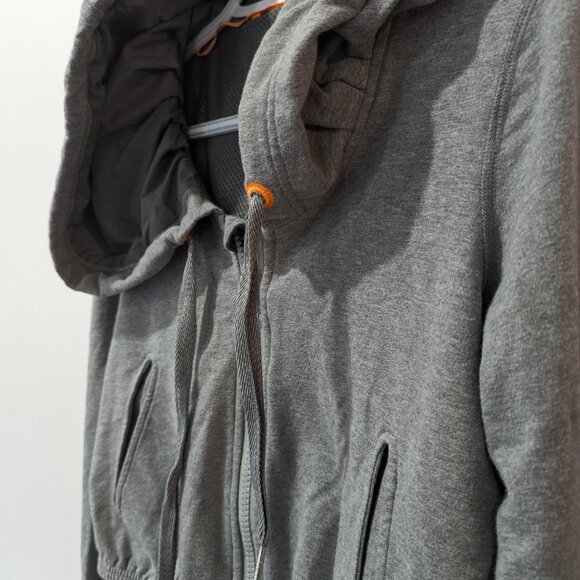 Lululemon Grey Catch A Breath Oversized Hoodie Athleisure Women's 6 Crop Yoga - Picture 3 of 9